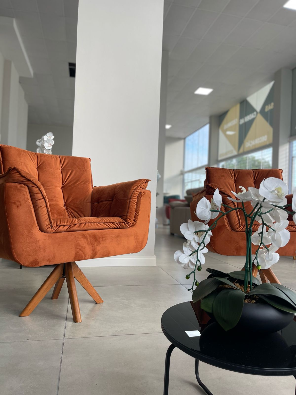 Sofá Retrátil e Reclinável Click Estofados